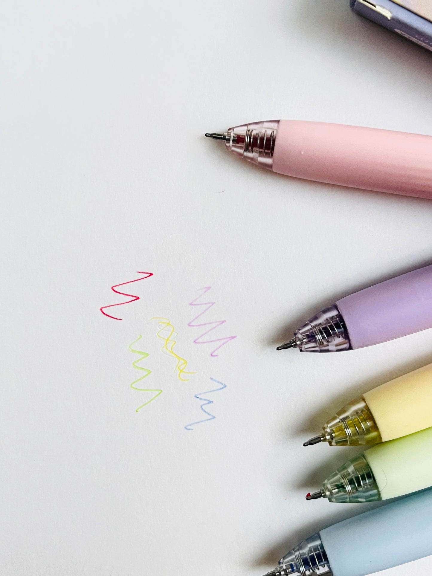 Dreamy pastel ballpoints