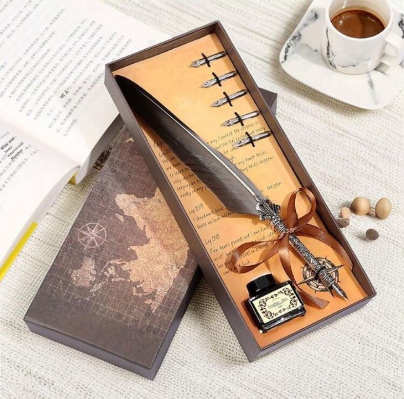 Vintage journaling pen with refill