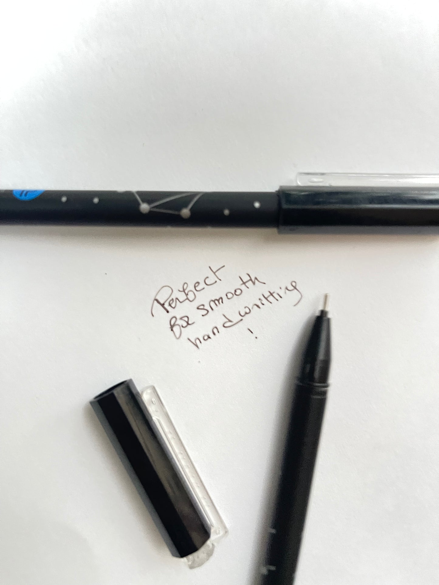 One random space smooth pen