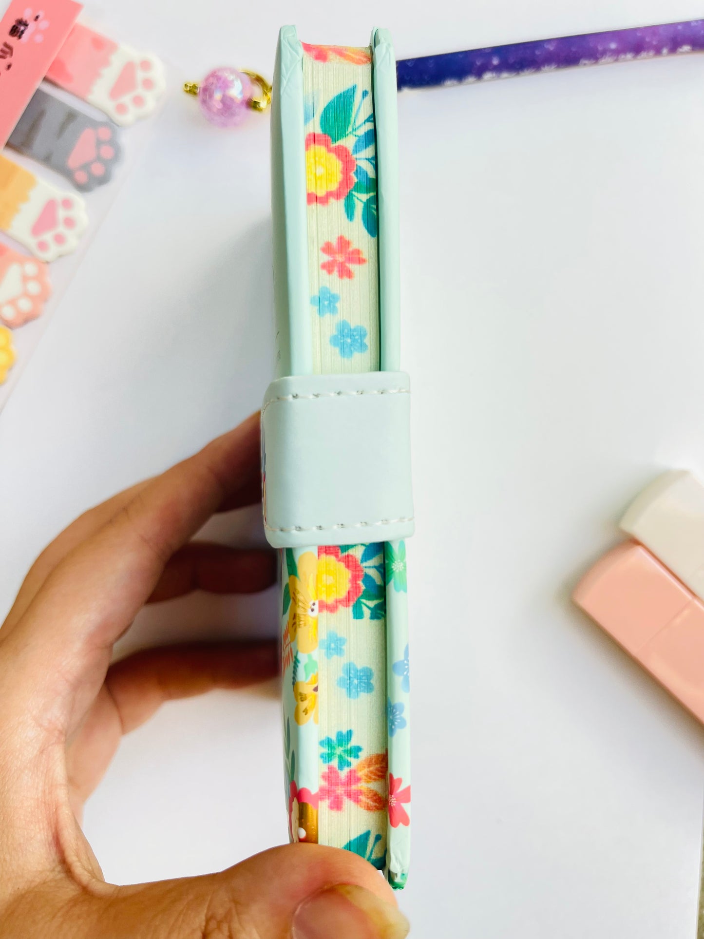Light flowers notebook
