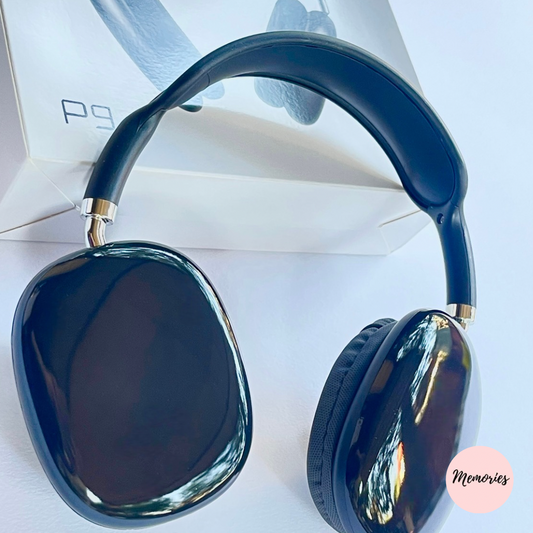 Black p9 headphones