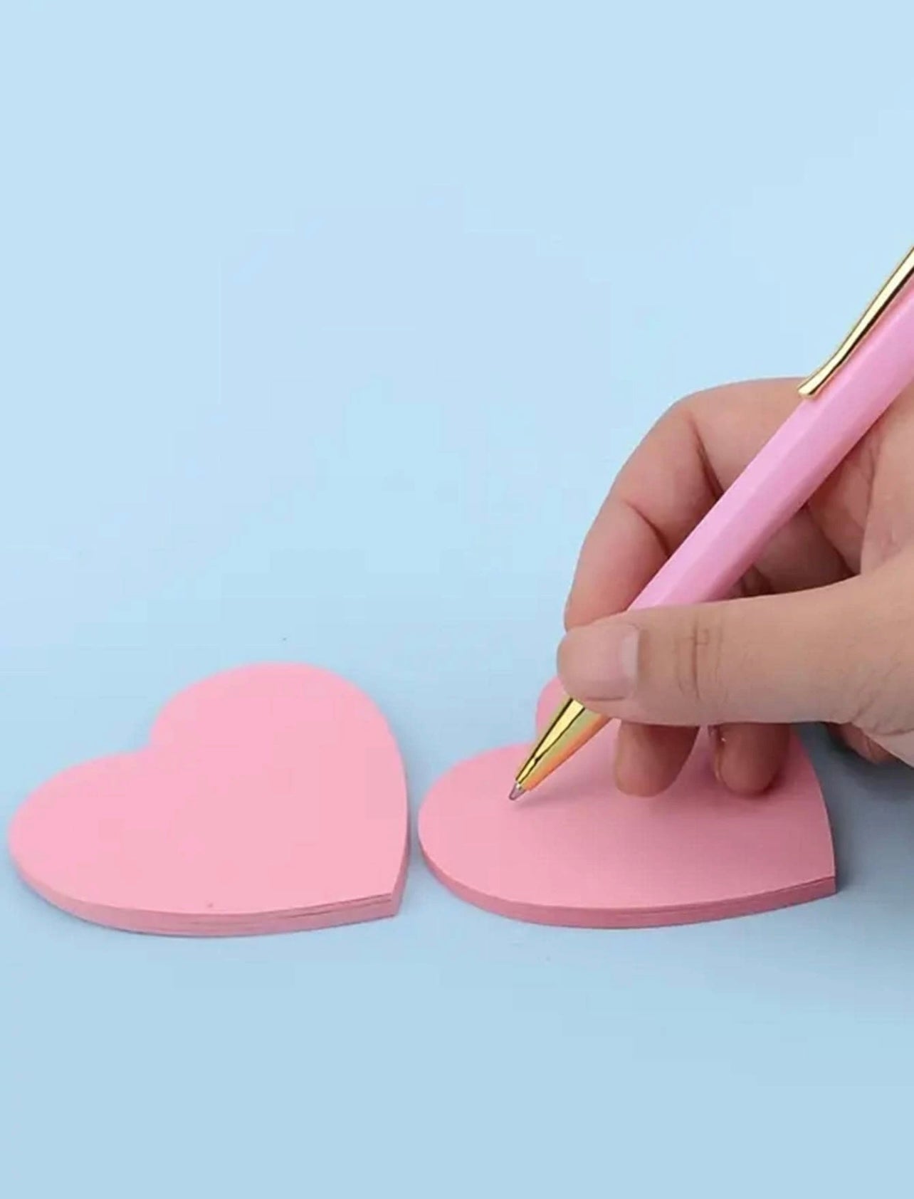 Heart shaped sticky notes