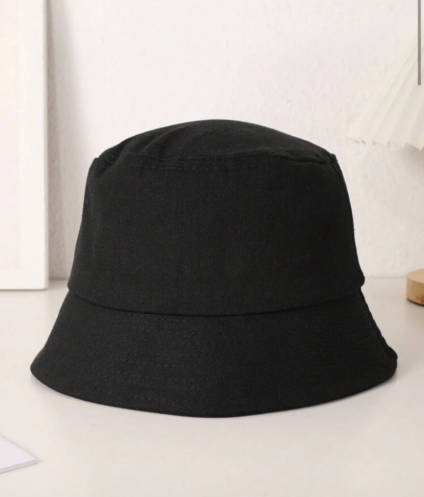 bucket hat