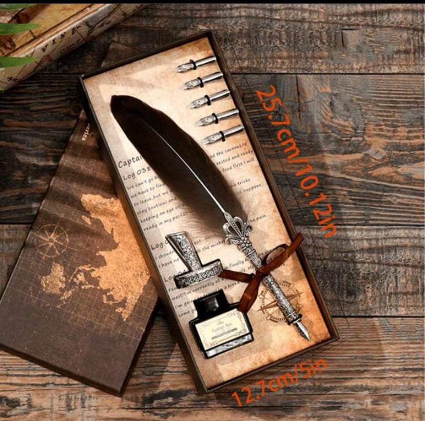 Journaling vintage pen with ink